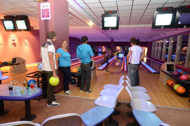 bowling.jpg