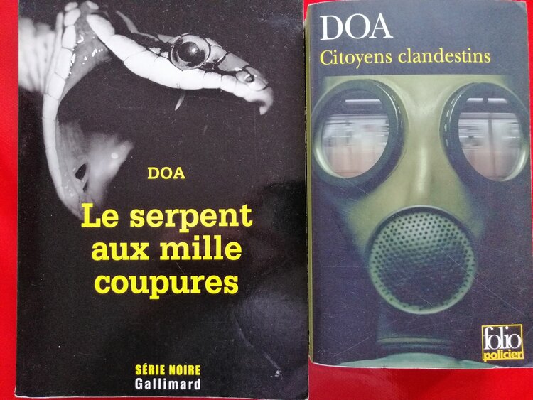 Livres 6.jpg