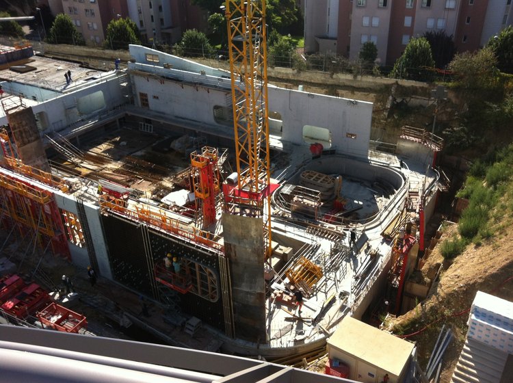 Chantier de la piscine depuis le toit du Sun Park